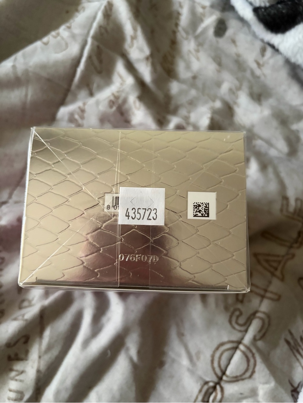 Versace Bright Crystal 3.0oz - Picture 3 of 3